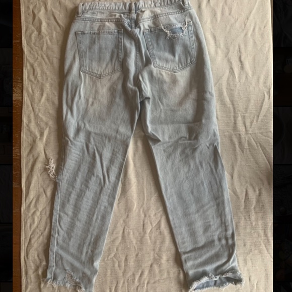 Distressed Mom Jeans - Picture 7 of 8